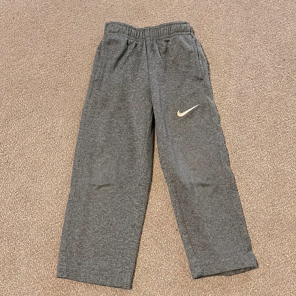 Boys Nike sweatpants